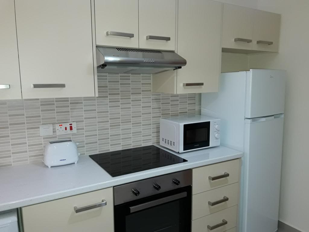 32 Hill Court Daire Larnaca Dış mekan fotoğraf