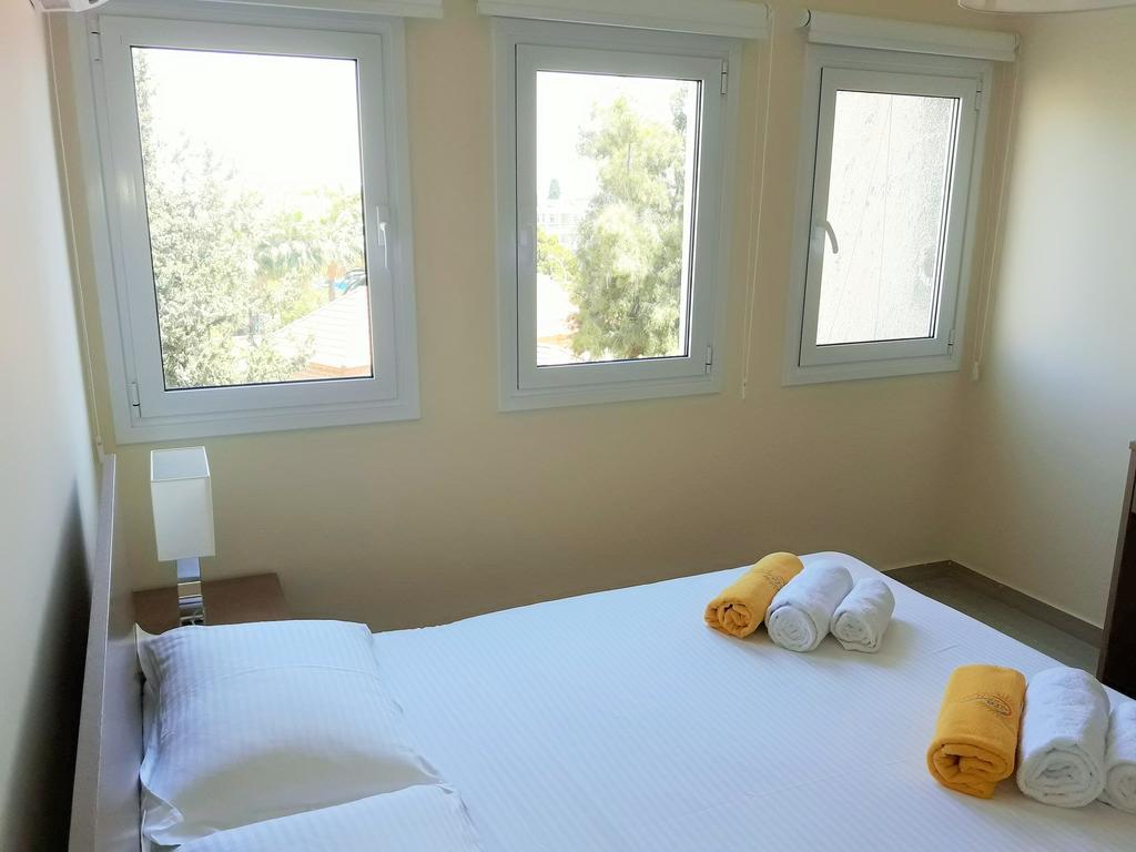 32 Hill Court Daire Larnaca Dış mekan fotoğraf